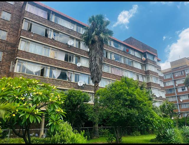 3 BEDROOM APARTMENT SOLD IN SUNNYSIDE